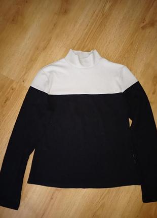 Водолазка гольф женский двухцветный в рубчик