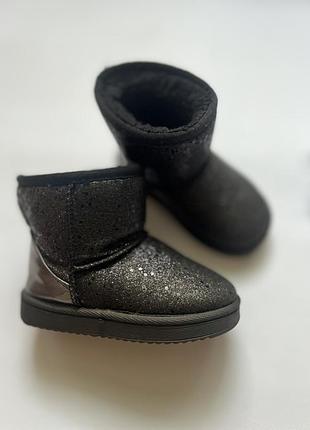 Угги зимові