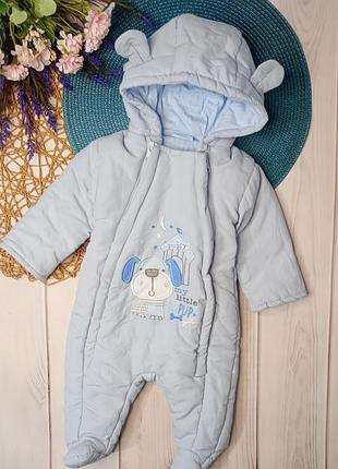 Демисезонный комбинезон для младенца
