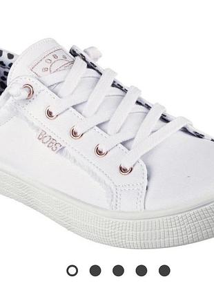 Нові жіночі кросівки фірми bobs