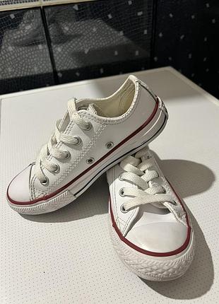 Класичні низькі кеди converse chuck taylor all star із натуральної шкіри.