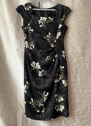 Чорна сукня next з квітковим принтом