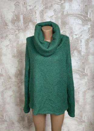 Зелёный шерстяной объемный удлинённый свитер2 фото