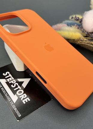 Чохол для iphone 16 pro silicone case з мікрофіброю закритим низом силіконовий протиударний 25. жовтогарячий (apricot)