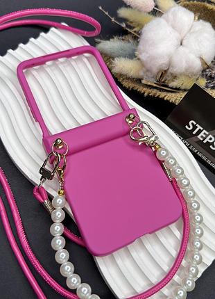 Чехол для samsung galaxy flip 7 (f766) матовый с длинным шнурком и цепочкой силиконовый противоударный soft touch