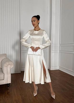 Накладний платіж ❤ святкова молочна шовкова сукня міді з розрізом і довгим рукавом