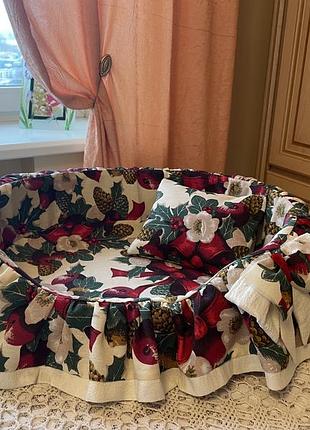 Лежанка для кошек или собак