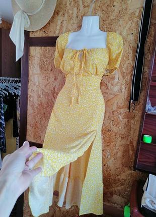 Красивое платье