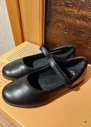 Туфлі шкіра clark's