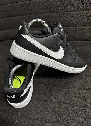 Кроссовки женские nike