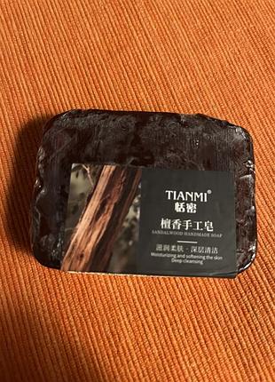 Сандалове мило ручної роботи бренду tianmi.