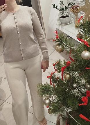 Кардиган светлый тоненький