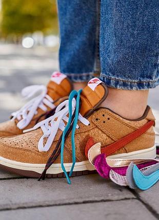 Розпродаж круті жіночі кросівки nike sb dunk замша 36 37 40 значки найк міняються на липучках
