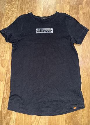 Футболка фірми ellesse