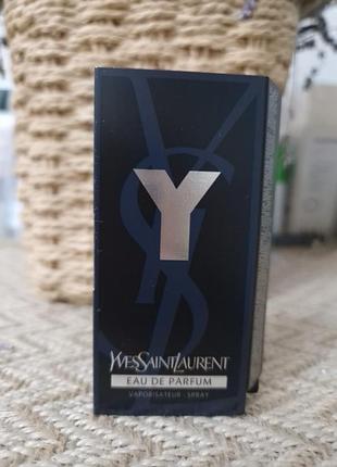 Парфумована вода yves saint laurent y eau de parfum.