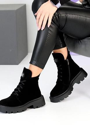 Жіночі зимові черевики в чорному кольорі натур.замша, напівшерсть 70/30 36;37;38;39;40 розміри
