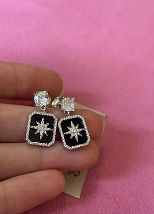 Сережки зі срібла 925 проби з чорним агатом та цирконами
