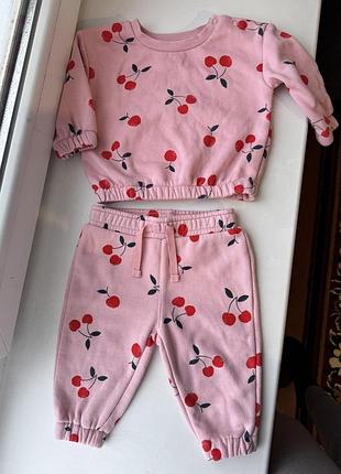 Утеплений яскравий костюм 68 розмір