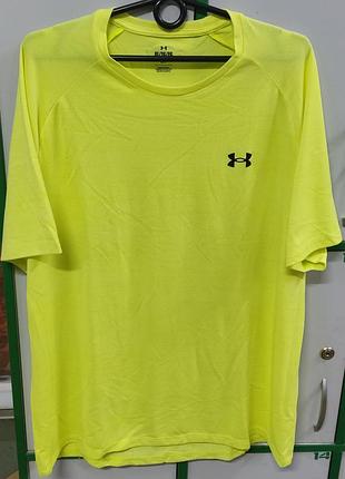 Футболка under armour