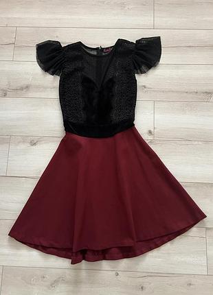 Дуже гарна святкова сукня, плаття  40-42 роз