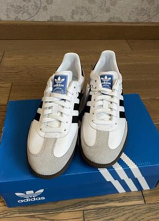 Оригінальні чоловічі кросівки adidas samba 2