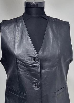 Женский стильный жилет кожаный