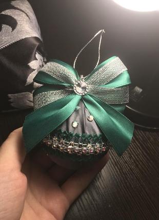 Новогодние игрушки