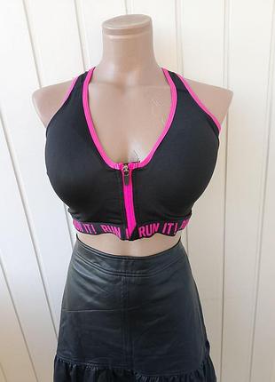 Топ спортивний