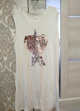 Оригинальное платье, состоящее из двух элементов 
осталось только 1
отдам по скидке