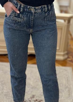 Джинси mom