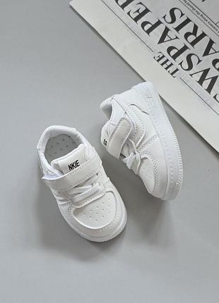 Кроссовки детские 3