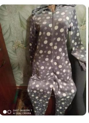 Плюшева кінгурушка- піжама.