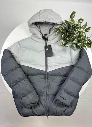 Пуховики на розпродажі