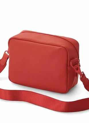 Німецька сумка з поліуретану, водовідштовхувальна сумка крос-боді. бренд tchibo. спосіб носіння на плечі, через плече. стан нової.