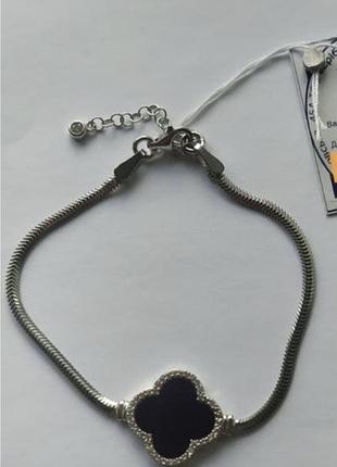 Срібний браслет снейк з вставкою із чорного онікса у вигляді конюшини