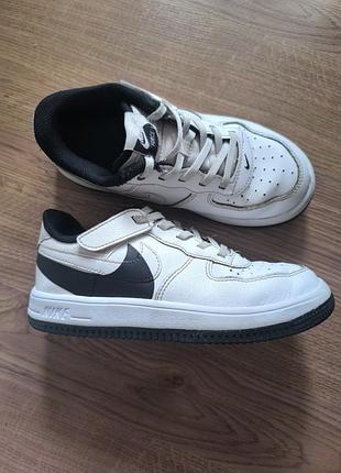 Кроссовки кожаные