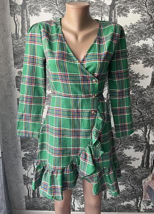 Плаття в клітинку
