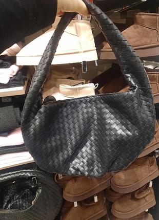 Стильна чорна сумка