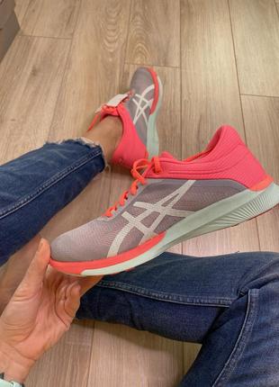 Женские кроссовки asics3 фото