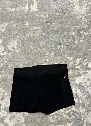 Жіночі спортивні шорти шорты nike