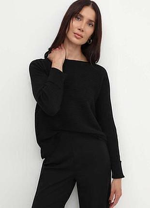 Джемпер с открытой спинкой