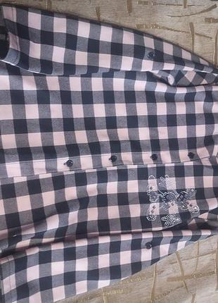 Продам рубашку школьную