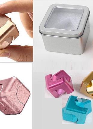 Кубик-антистрес арт. r005 (1622904) (120шт/3) метал, бокс. 6,5*6,5*4,5 см