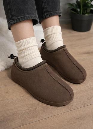 Шоколадні замшеві зимові лофери