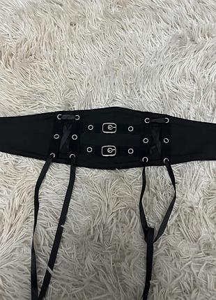 Пояс корсетного типу