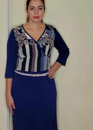 Синого кольору сукня великого розміру