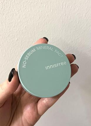 Innisfree no sebum mineral pact powder пудра компактна для обличчя