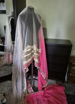 Красивое индийское сари восточное сари