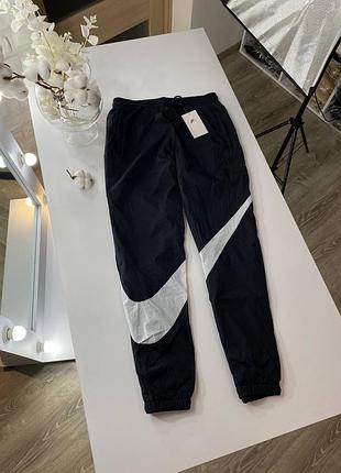 Нейлонові штани nike big swoosh