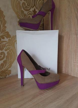 Трендовые оригинальные туфли steve madden